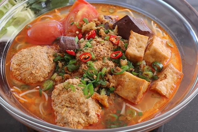 bún riêu cua đồng thơm ngon