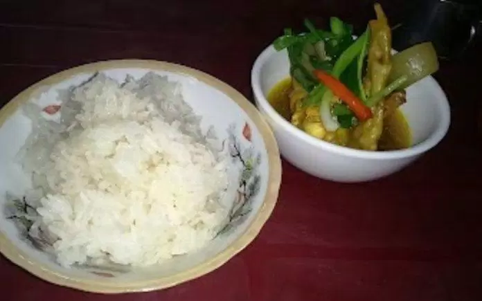 Xôi gà Tý Nguyên