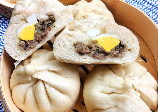 bánh bao nhân thịt